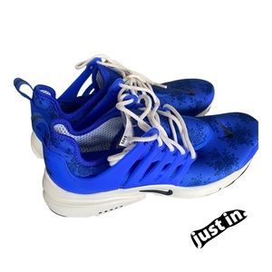 Nike Air Presto Women’s Floral Royal Blue Running Sneaker Shoes Sz 8 NEW